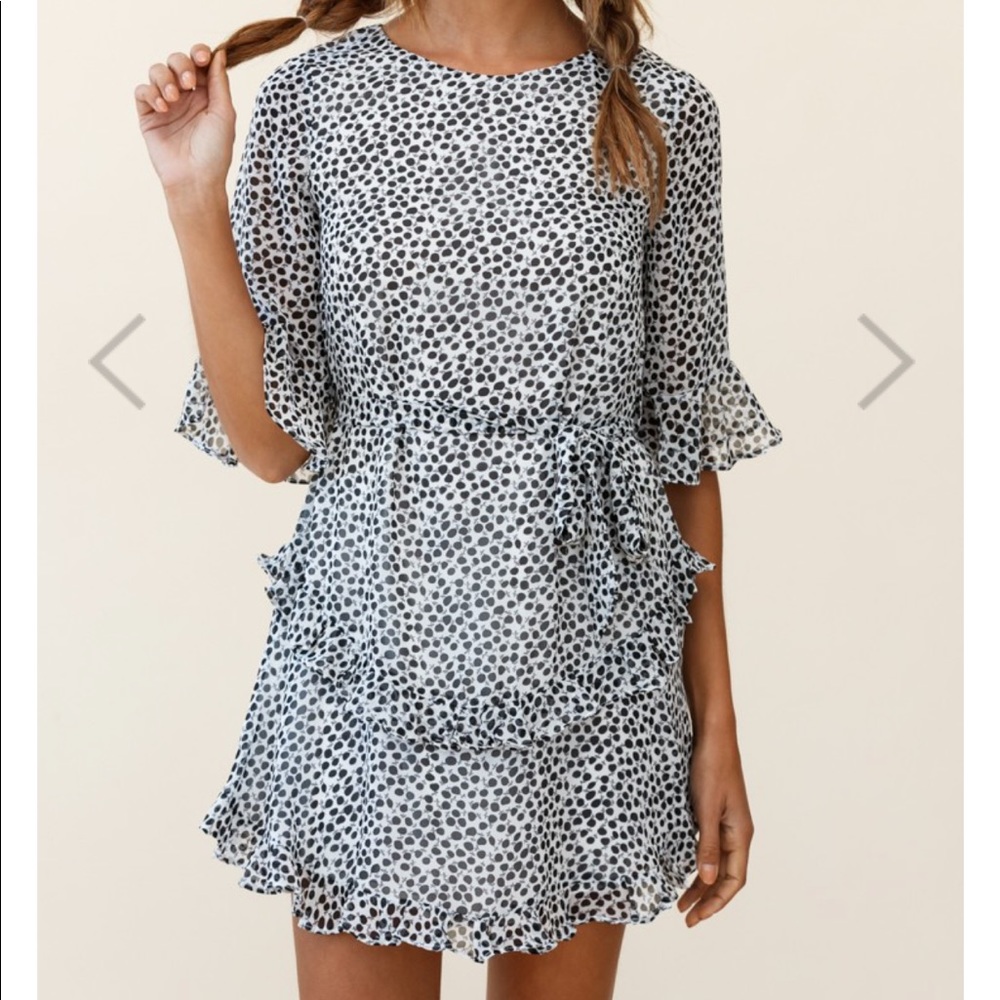 NWT-SelfieLeslie Wife Me Crew Neck Ruffle Insert Dress Polka Dot Black. Size M - Picture 2 of 9